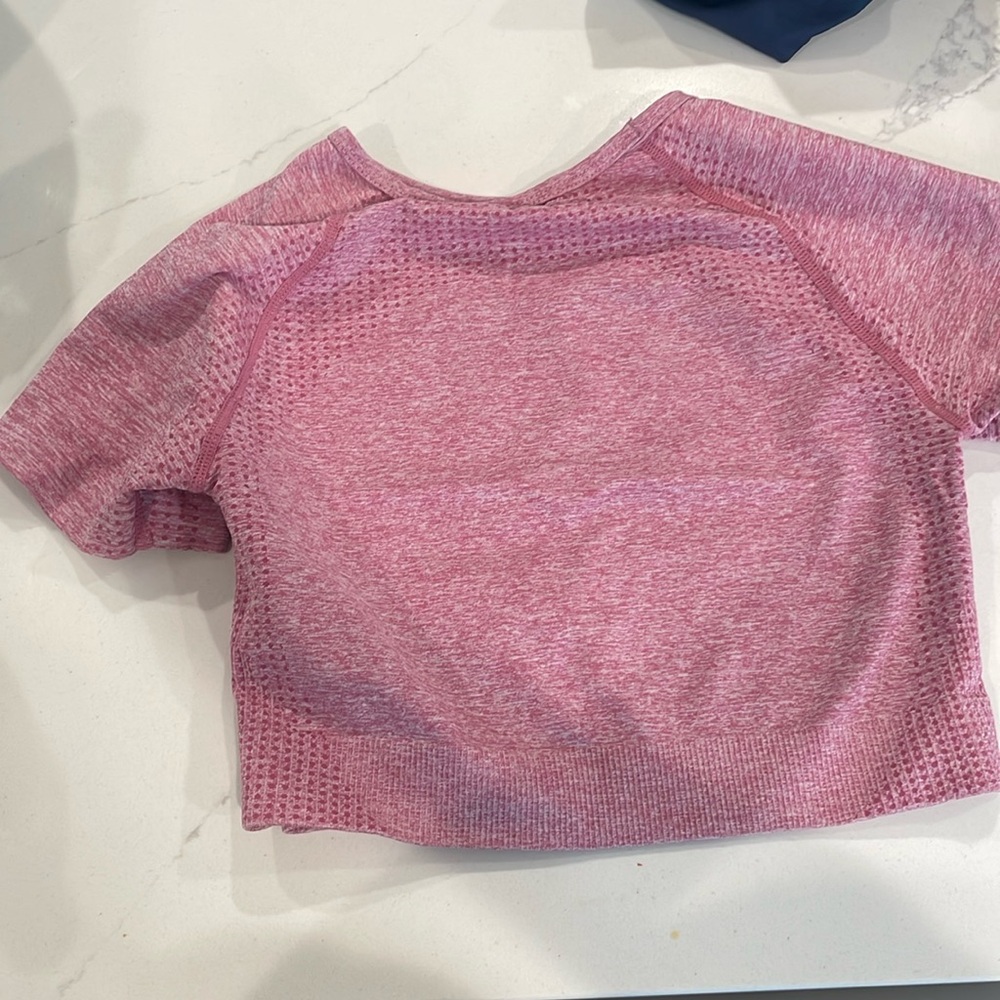 Adorable pink workout crop top